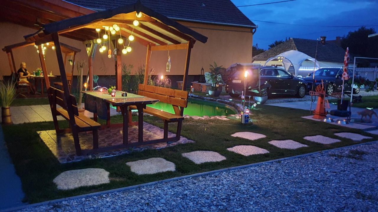 Grevia Apartmanok Poroszló Exterior foto